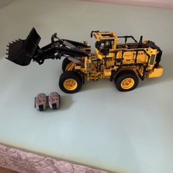 Lego 42030 Volvo Wheel Loader Technic