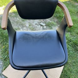 Chair office or home - adjustable height
