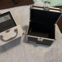 Two Little B Jewelry Box On Sale For Two Dollars Each One Is Seven And One Is Black