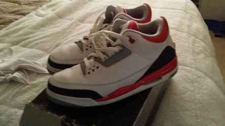 Air Jordan retro 3's