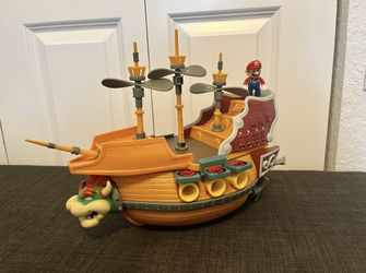 Super Mario Deluxe Bowser's Air Ship Playset with Mario Action Figure