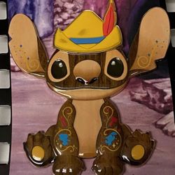 Stitch Crashes Disney Pin - Pinocchio