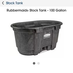 100 Gallon Rubbermaid Stock Tank