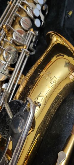 Alto sax with travel case