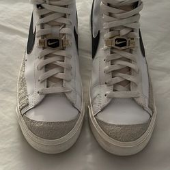 Nike Blazer Mid 77” World Champions
