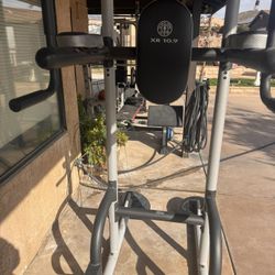 Gold’s Gym 10.9 Power Tower