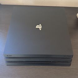 PS4 1 TB Slim With One Controller With Original Box