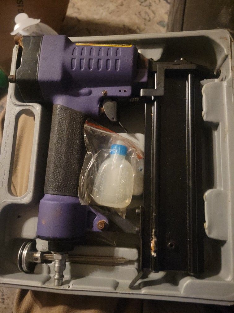 Harbor Freight Air Brad Nailer