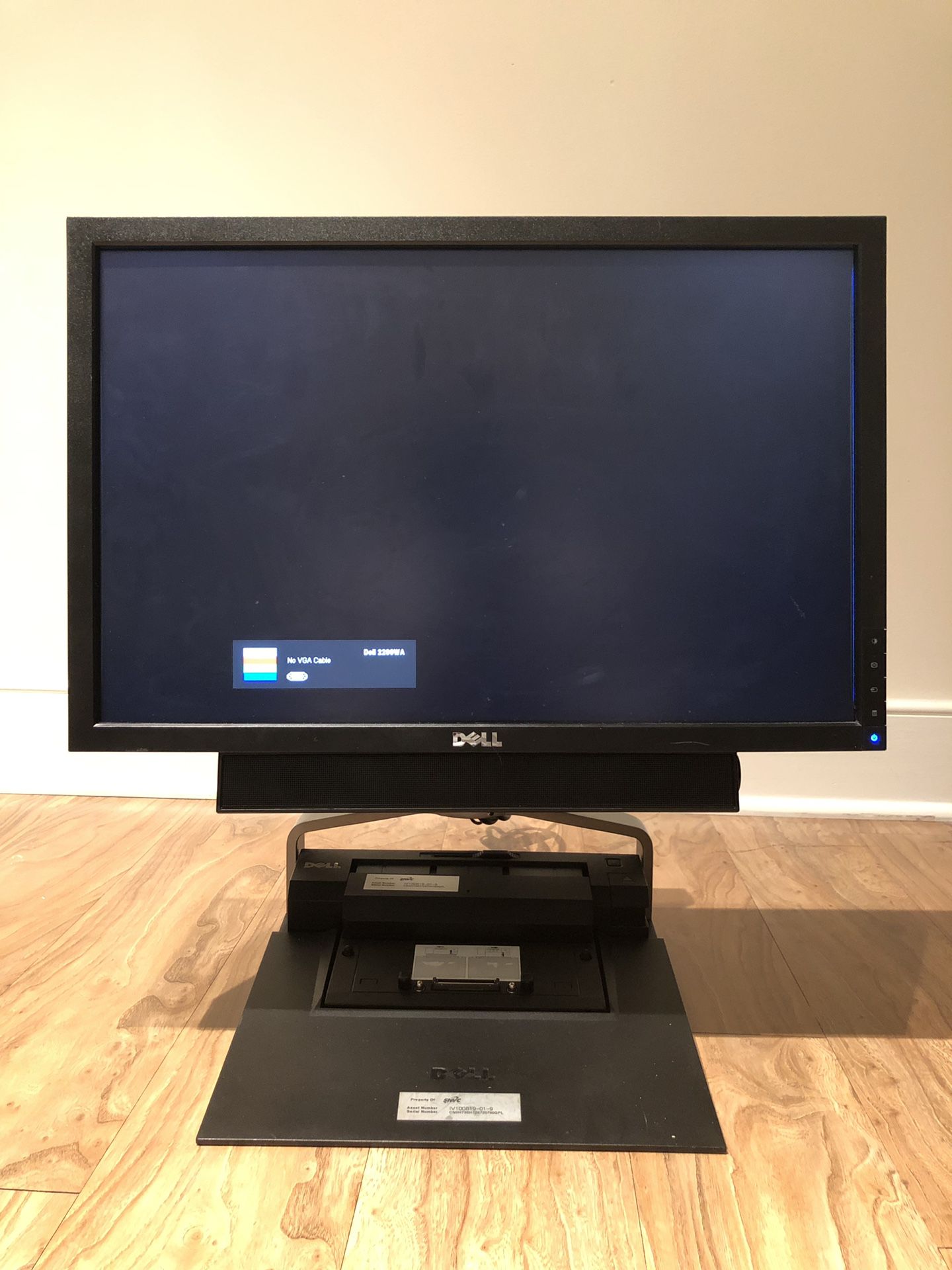 Dell 22” Widescreen Monitor - 2209WA