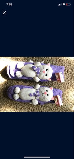 Cat Novelty Knit booties//slipper socks with 3D Face
