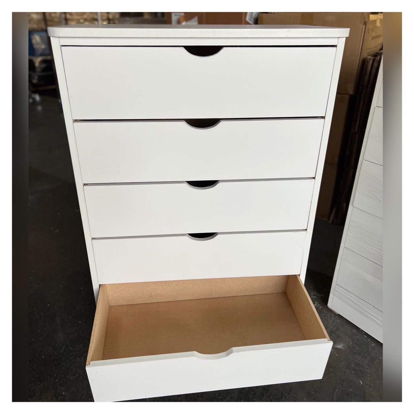 Dresser/ Five drawers dresser