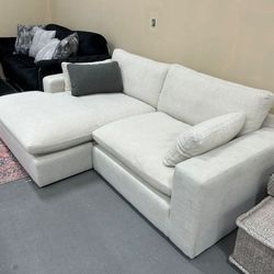 ELYZA 2 PIECE RAF SECTIONAL WITH CHAISE