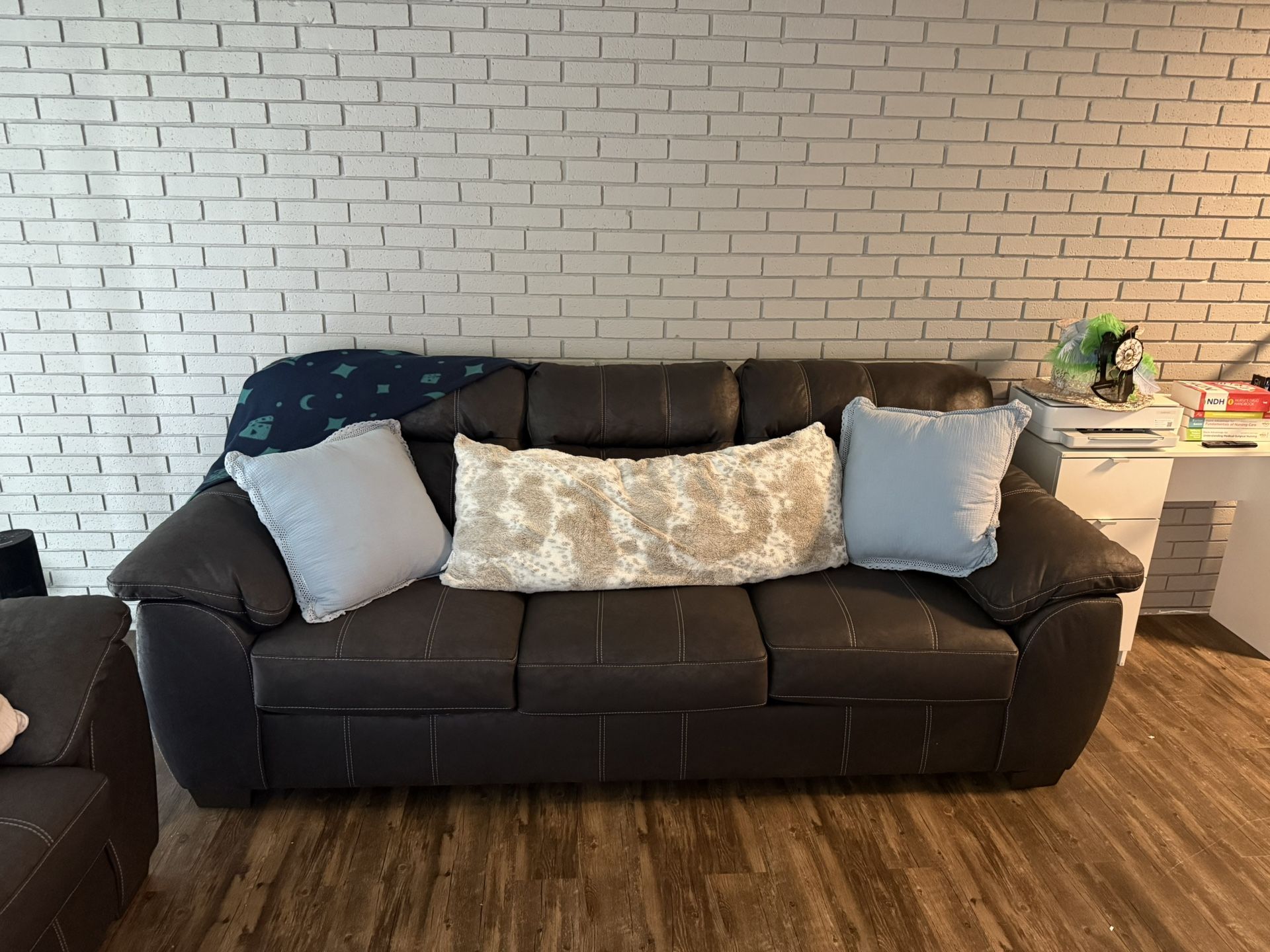 Luxury Love Seat And Sofa 