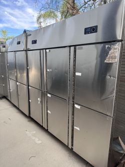 Six Doors Refrigerator/freezer