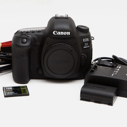 Canon EOS 5D Mark IV – Excellent Condition (Low Shutter Count)