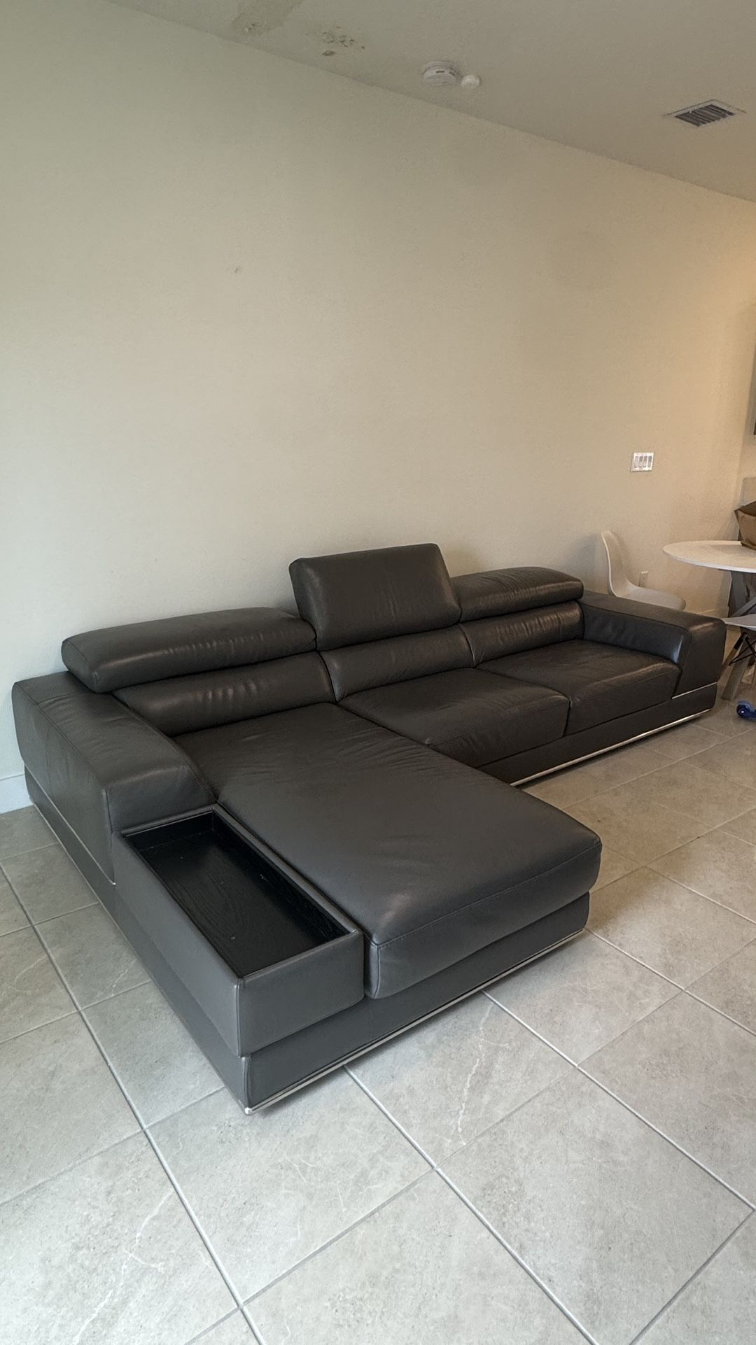 Sectional Sofa