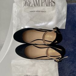 Women’s Dressy Flats