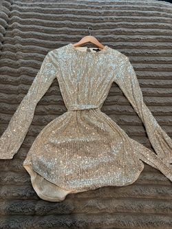 Bundle of dresses and a coat (Medium)