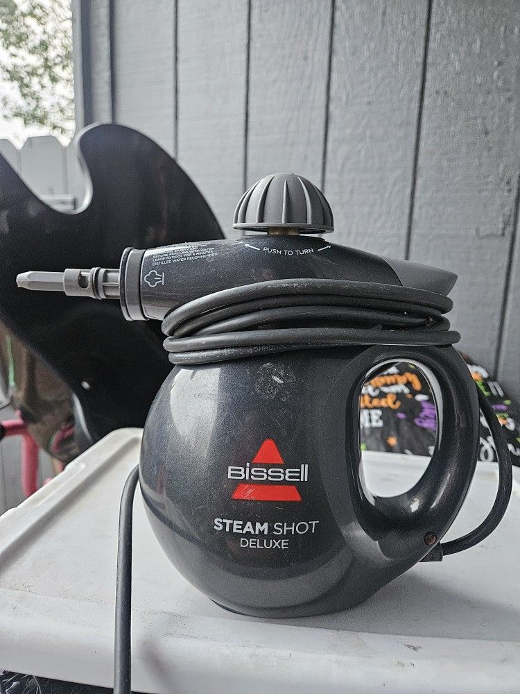 Small BISSELL Steamer