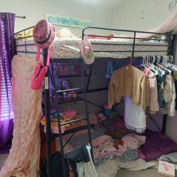 Full Size Bed And Desk Bottom 