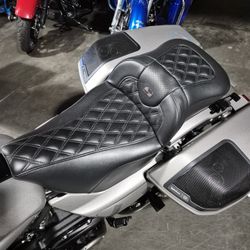 Harley Davidson Seats 