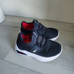 Nautica Kids Shoes Size 8 