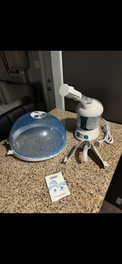 Portable facial steamer