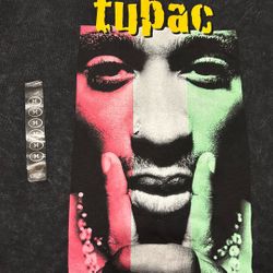 Brand NEW Tupac T-shirt. Sz Adult M