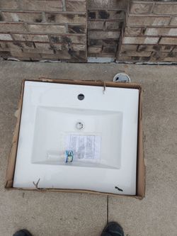 Bathroom sink