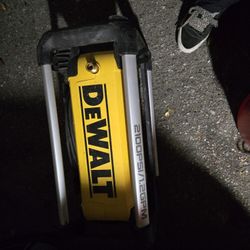 Dewalt 2100 Psi Pressure Washer