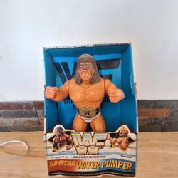 Ultimate Warrior Water Pumper