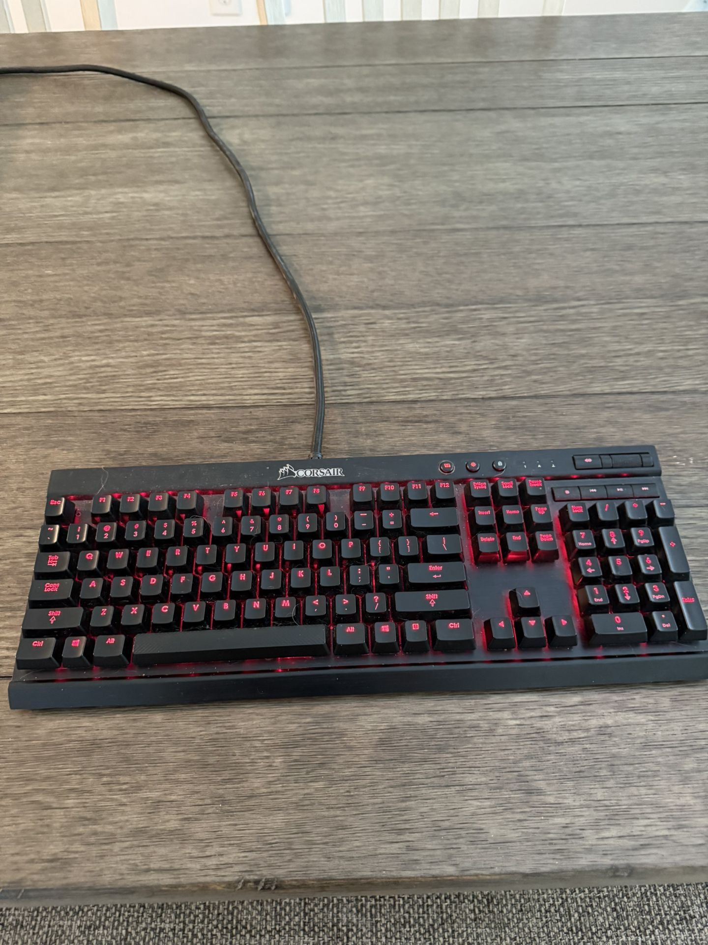 Corsair K70 Mechanical Gaming Keyboard
