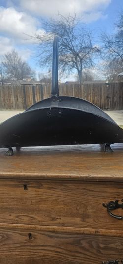 Vintage Metal Coal / Ash Scuttle – Fireplace Decor