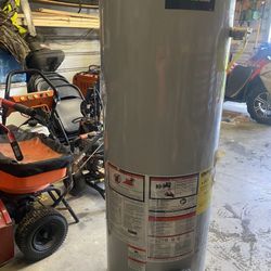 40gallon Natural Gas Hot Water Heater