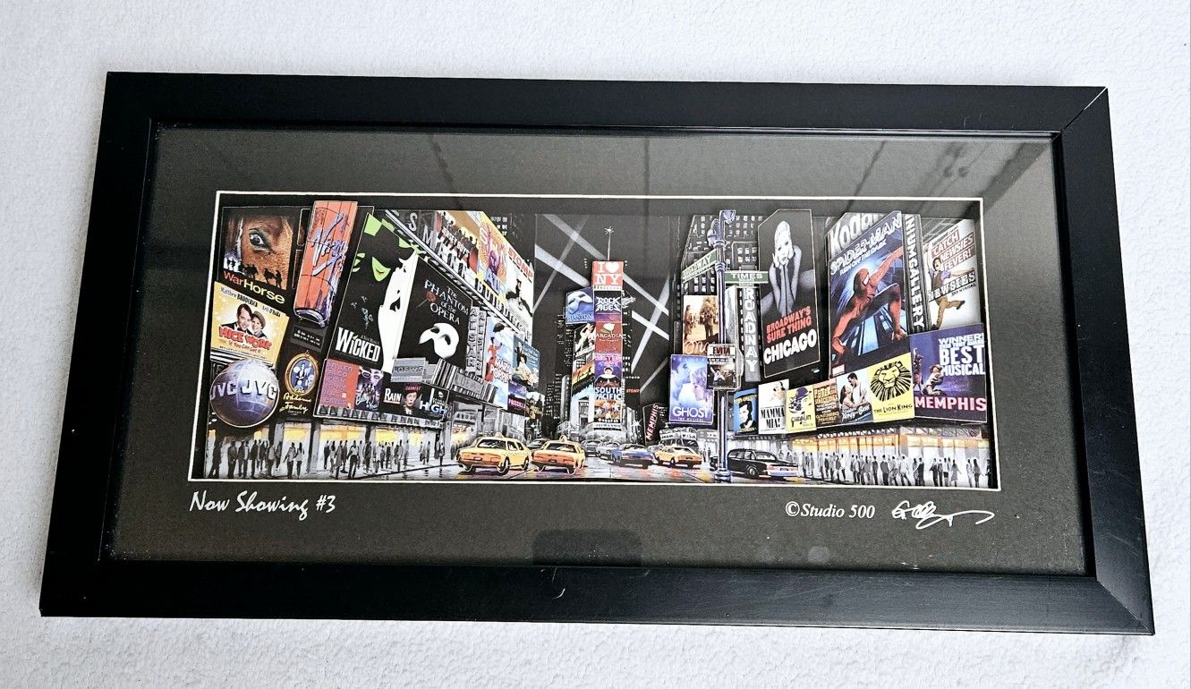 STUDIO 500 3-D FRAMED NEW YORK BROADWAY THEATRE PICTURE