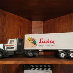 Truck Semi  Diecast Toy Model