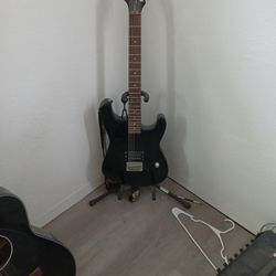 Electric Guitar My Daughter Only Used 2 Times 