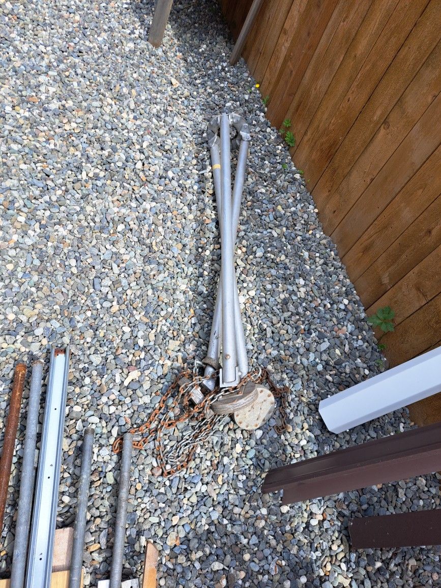 Free Tripod