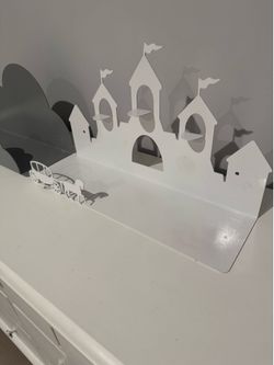 Tonie box shelf