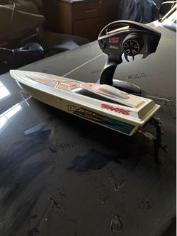 Traxxas Boat