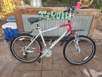 Giant mountain bike great condition