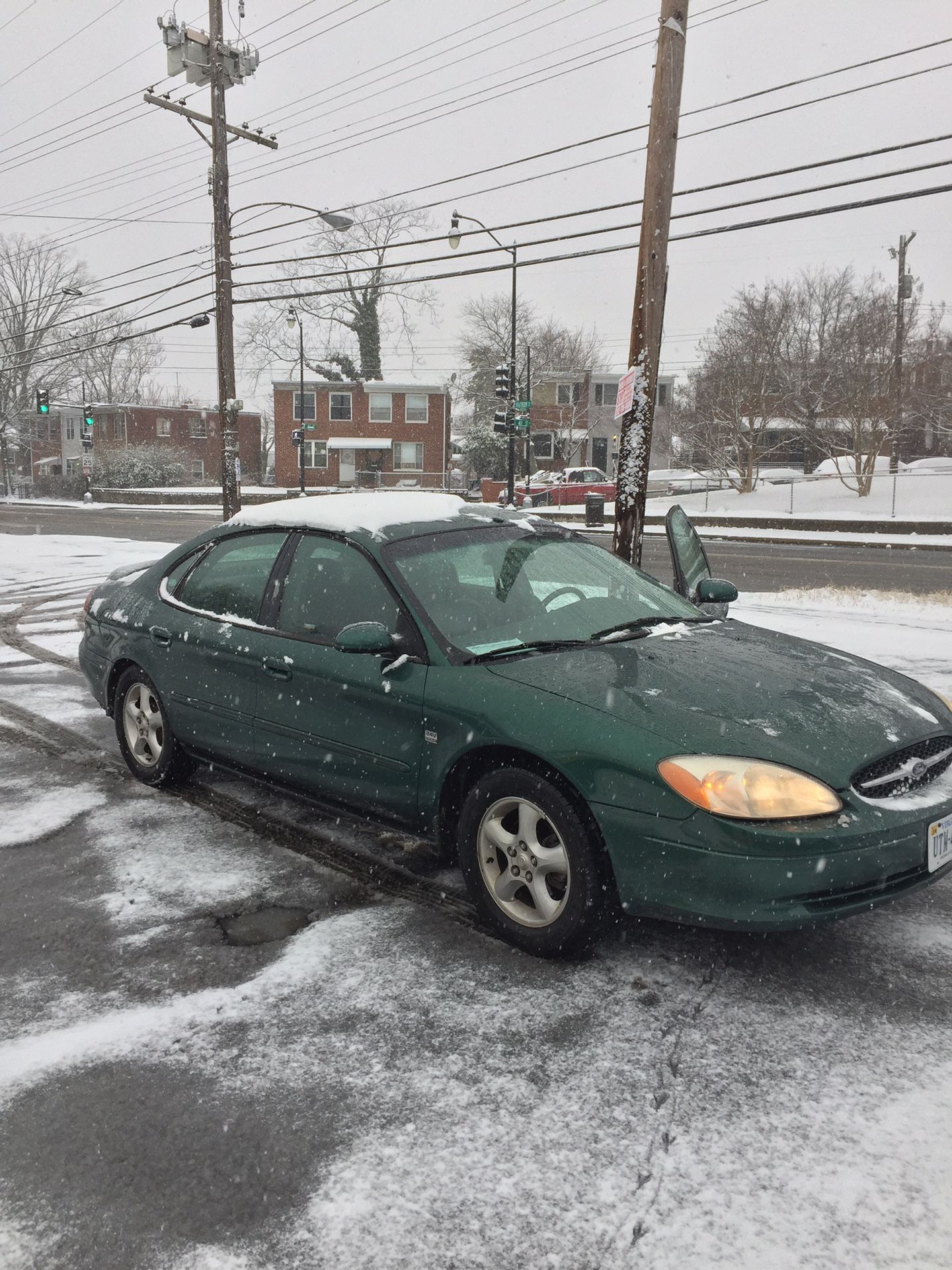 2001 Ford Taurus