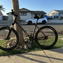 Giant Trance Hard Tail Mountain Bike 