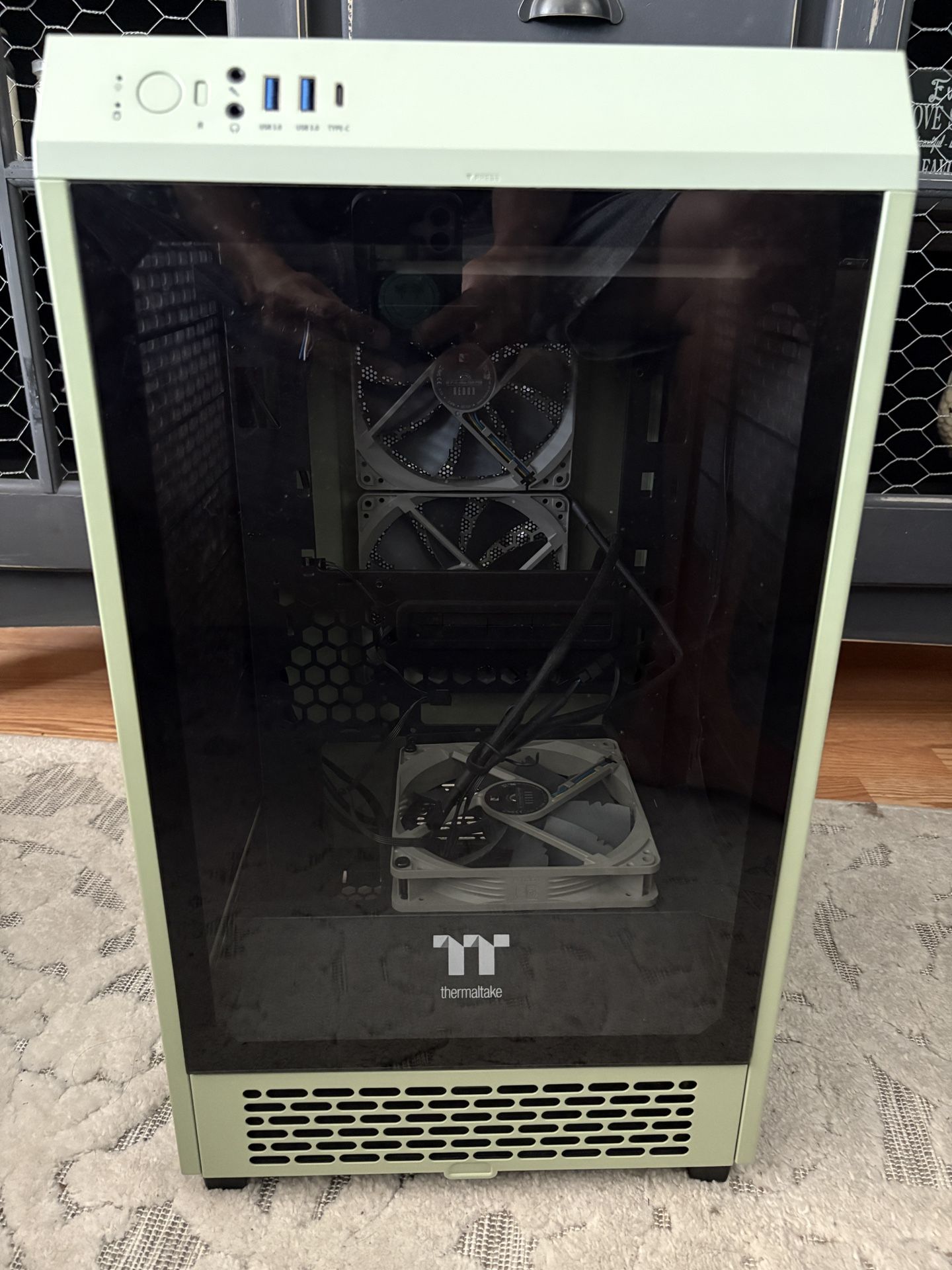 Thermaltake Tower 200 Case - Matcha Green