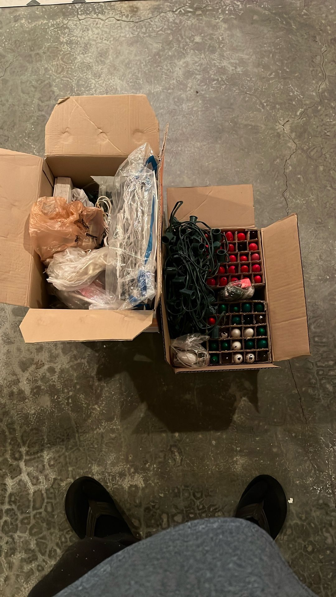 Assorted Older Christmas Lights. Lots Of The Screw In Bulbs Included That Are Not Common Anymore