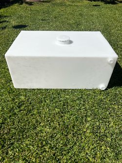 30 Gallon Low Profile Water Tank – Mobile Detailing / Pressure Washing / Truck Bed
