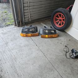 2018 Chevrolet Express Headlights 