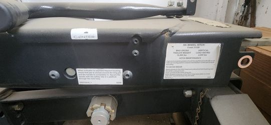 Husky 16k Lbs Fifth Wheel Hitch