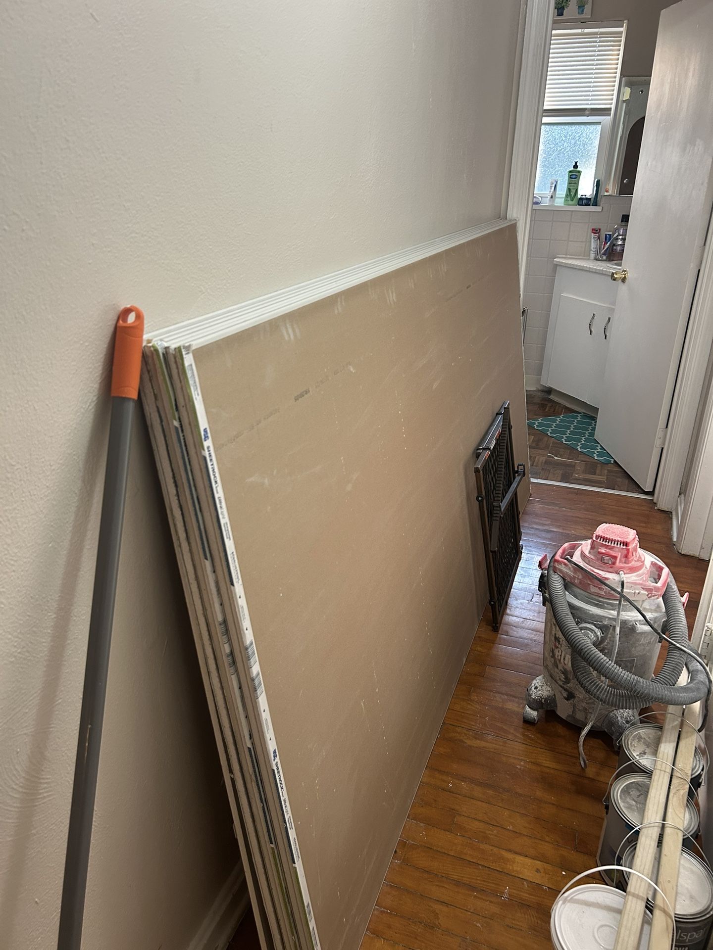 New Drywall 10ft 6Pieces