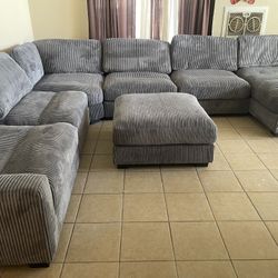 -Grey Sectional Sofa With Oversized Chaise-